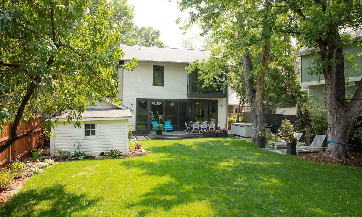 Whittier House | DOWNTOWN BOULDER: Modern Family Home with large, private yard, hot tub.