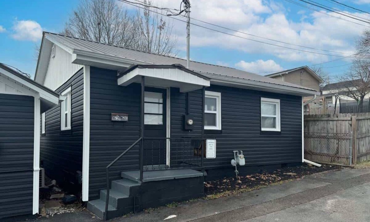 Lenoir City House | Downtown Lenoir City 2 Bedroom House