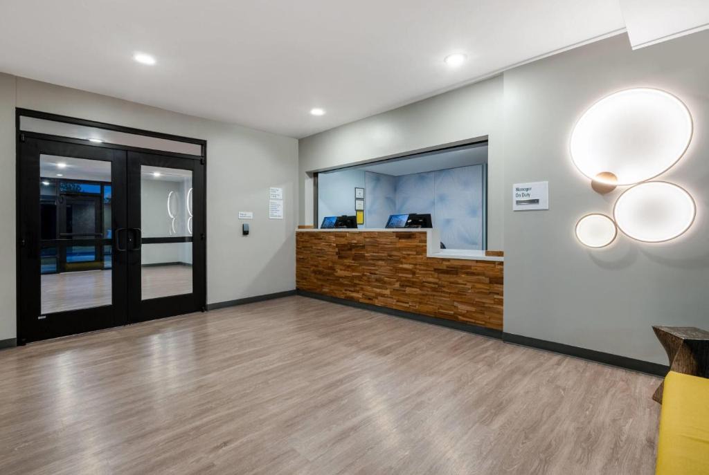 Eden Hotel | ECHO Suites Extended Stay by Wyndham Savannah Pooler