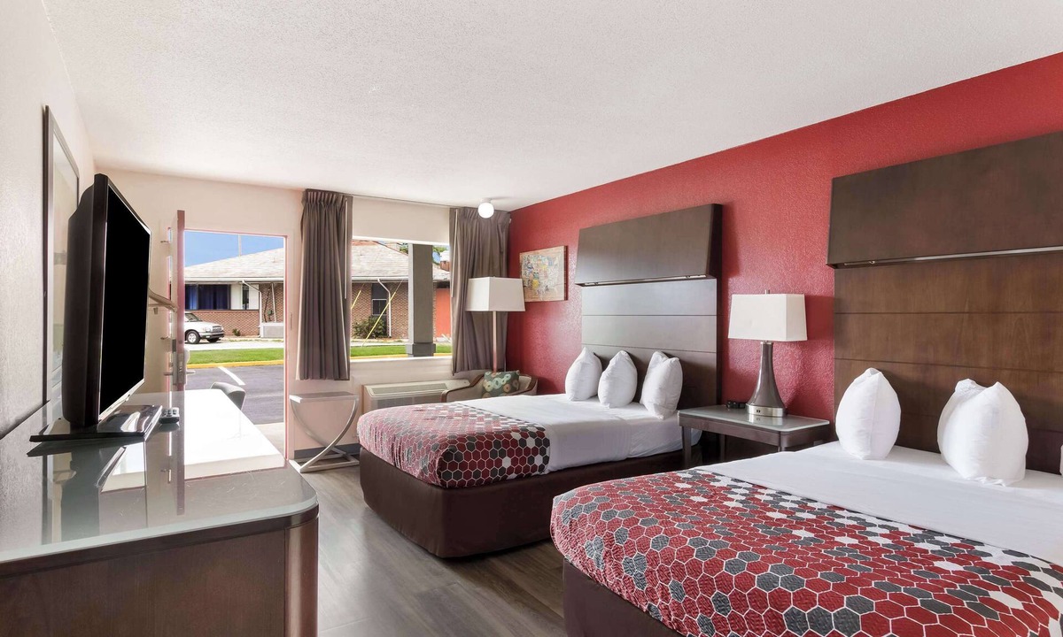 Washington Hotel | Econo Lodge Washington NC North