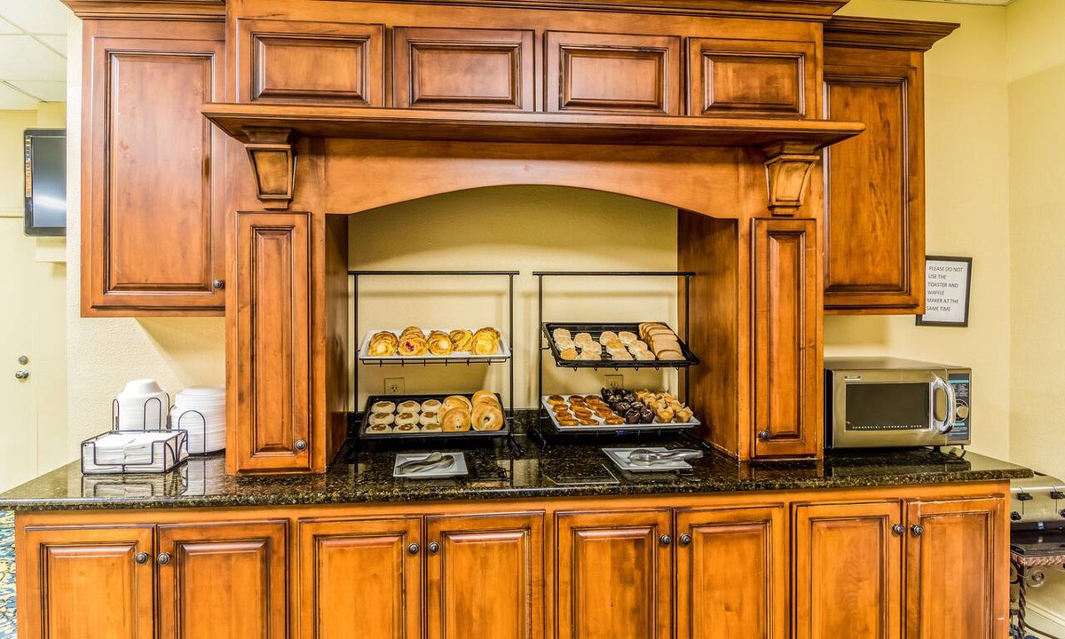 Whiteville Hotel | Econo Lodge Whiteville