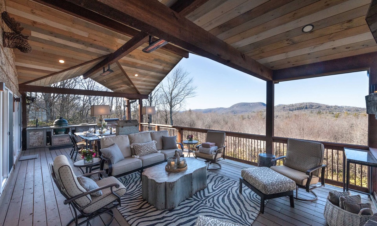 Highlands House | Elevation 4118 - an amazing 5 STAR LUXE mountain retreat in Highlands/Cashiers