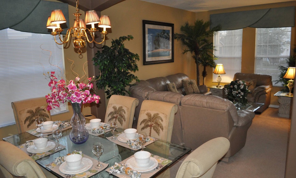 West Kissimmee House | Emerald Island Luxury Castle in Kissimmee, Private Pool, 3 mi to Disney Parks