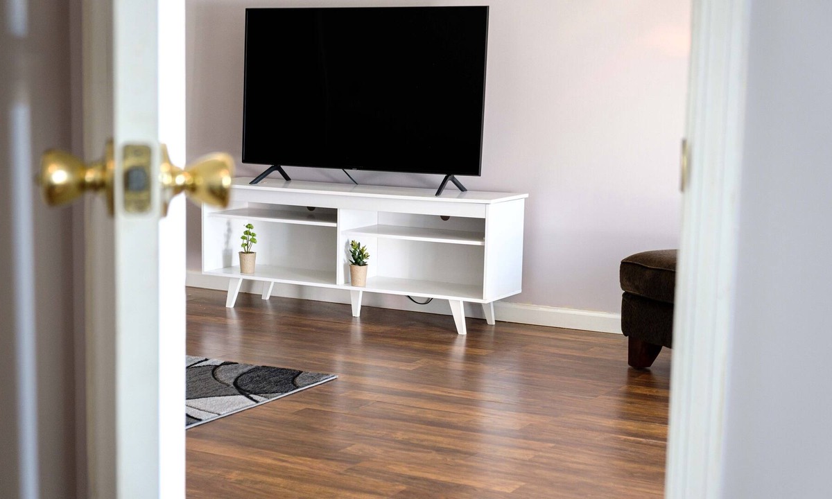 Evans House | Entire townhome, vacation rental and perfect stay for traveling professionals.