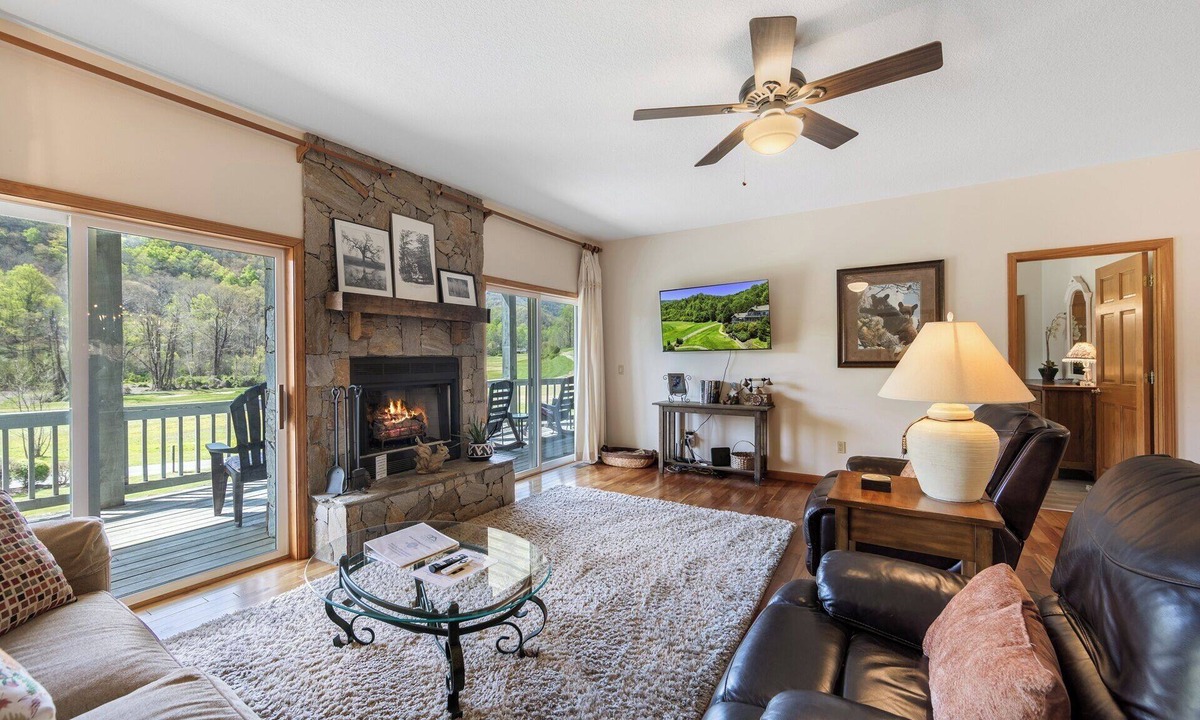 Whittier Condo | Epic Mountain & Golf Views! Huge deck! Washer & Dryer! Full Kitchen! Amenities!
