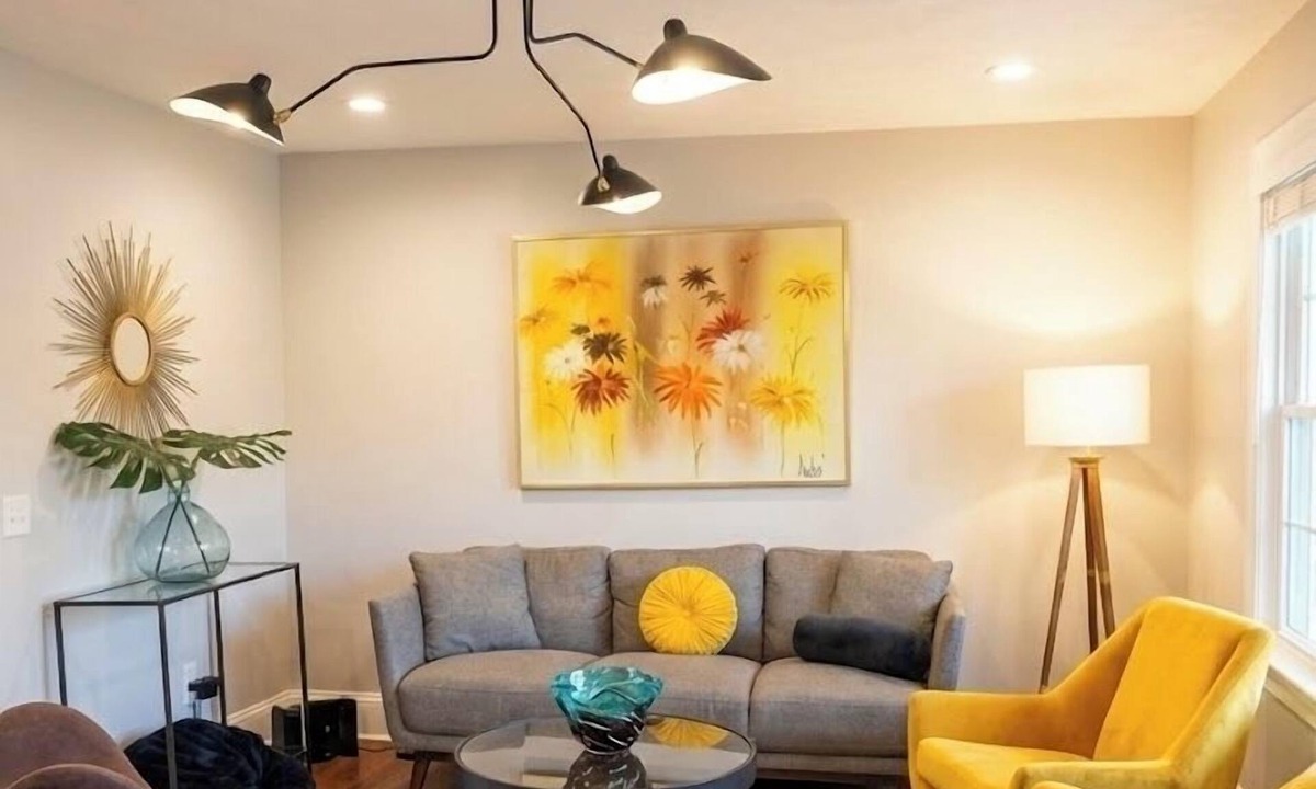 Sugar Hill House | Family Friendly - close to Sugar Hill shopping, restaurants