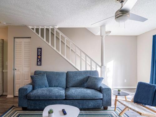 University House | Family Friendly Townhome near USF