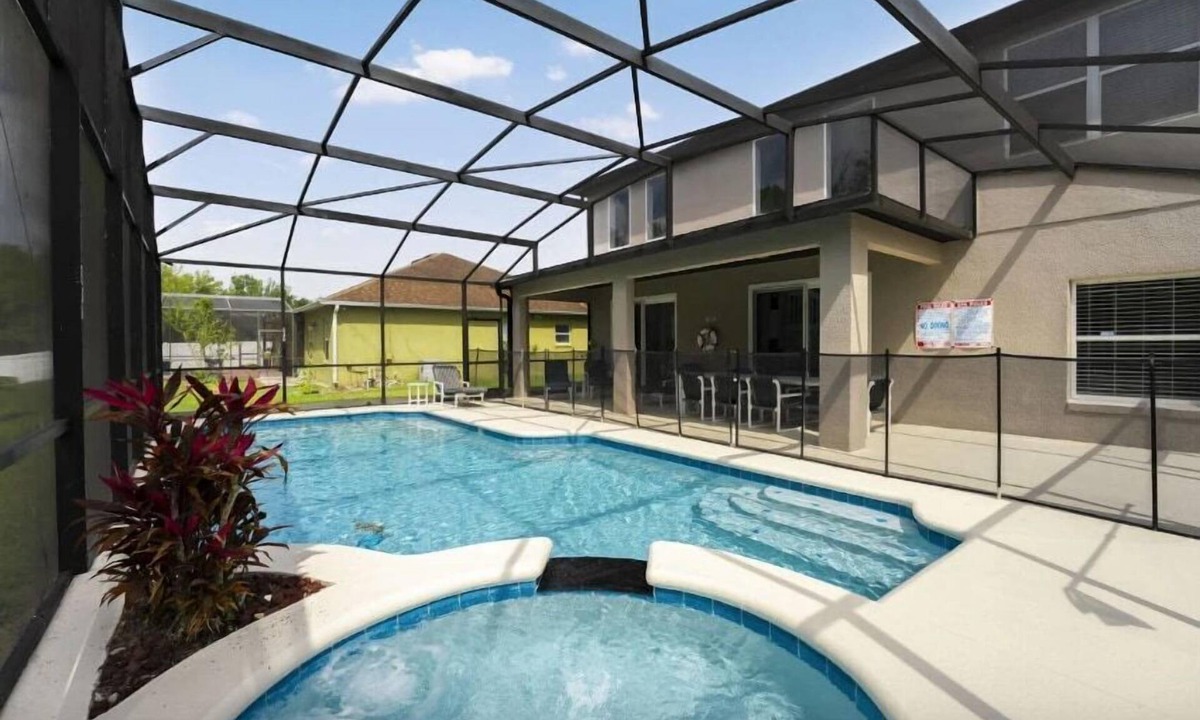 Crescent Lakes House | Family Getaway, Luxury Villa w/Southwest-Facing Pool & Spa
