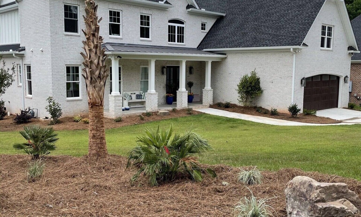 Chapin House | Family House on Lake Murray. 6 bedroom & 6 1/2 bath house with big water view.