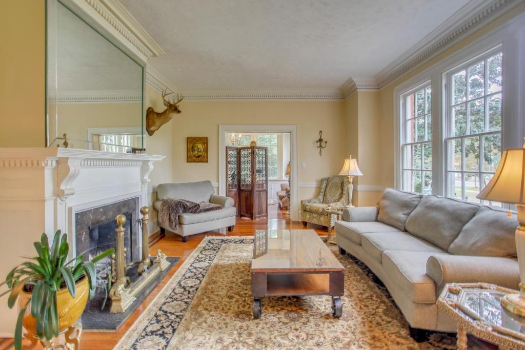 Laurinburg Villa | Family Laurinburg Home w/Private Yard & BBQ