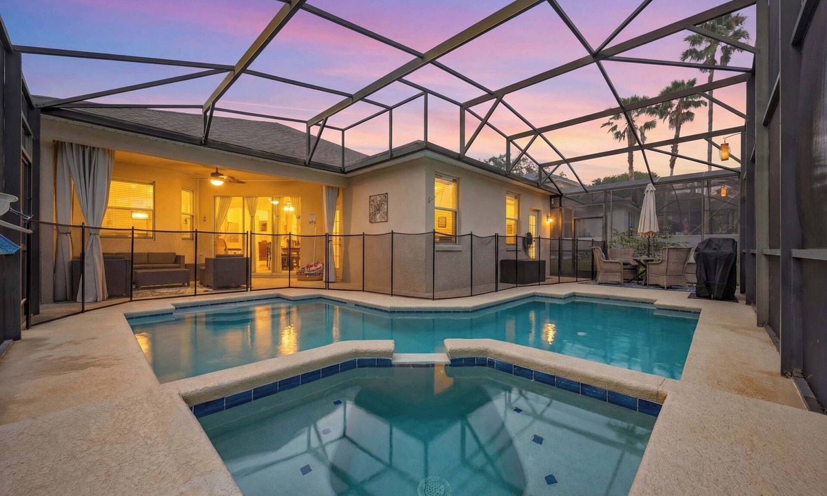 Calabay Parc House | Family Luxury Sunset Oasis - POOL HEATING