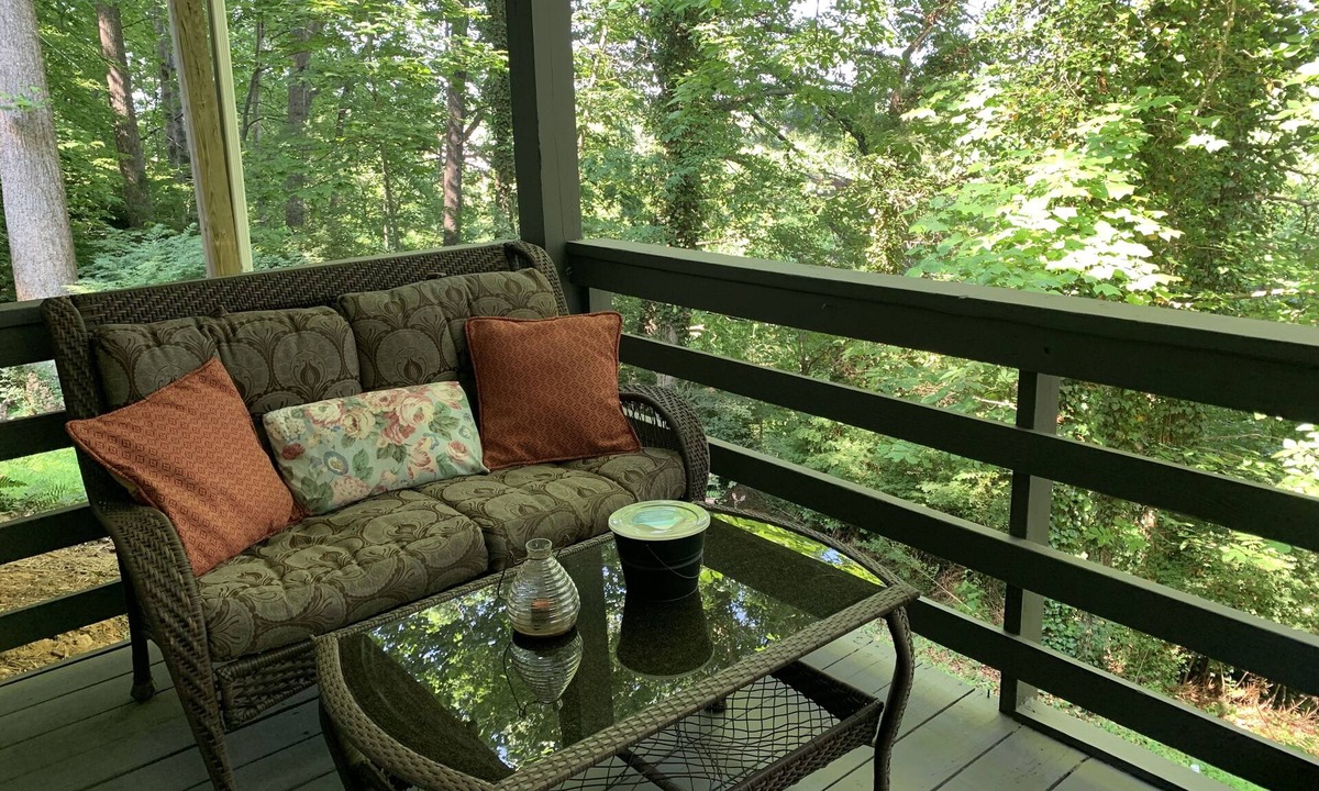 Brevard House | Feel Right At Home In This Spacious Retreat