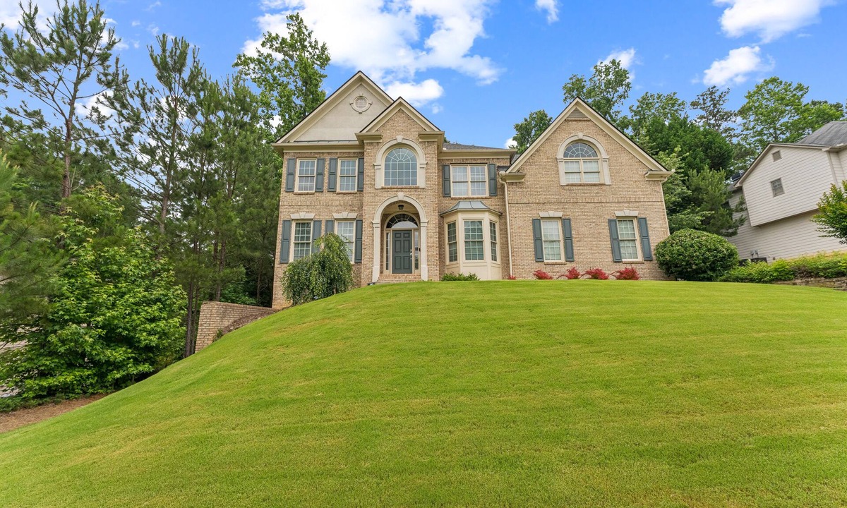 Cliftondale House | FIFA World Cup 25 Min Away 6 Bedrooms 5 Bathrooms 4k Sq ft Atlanta Home