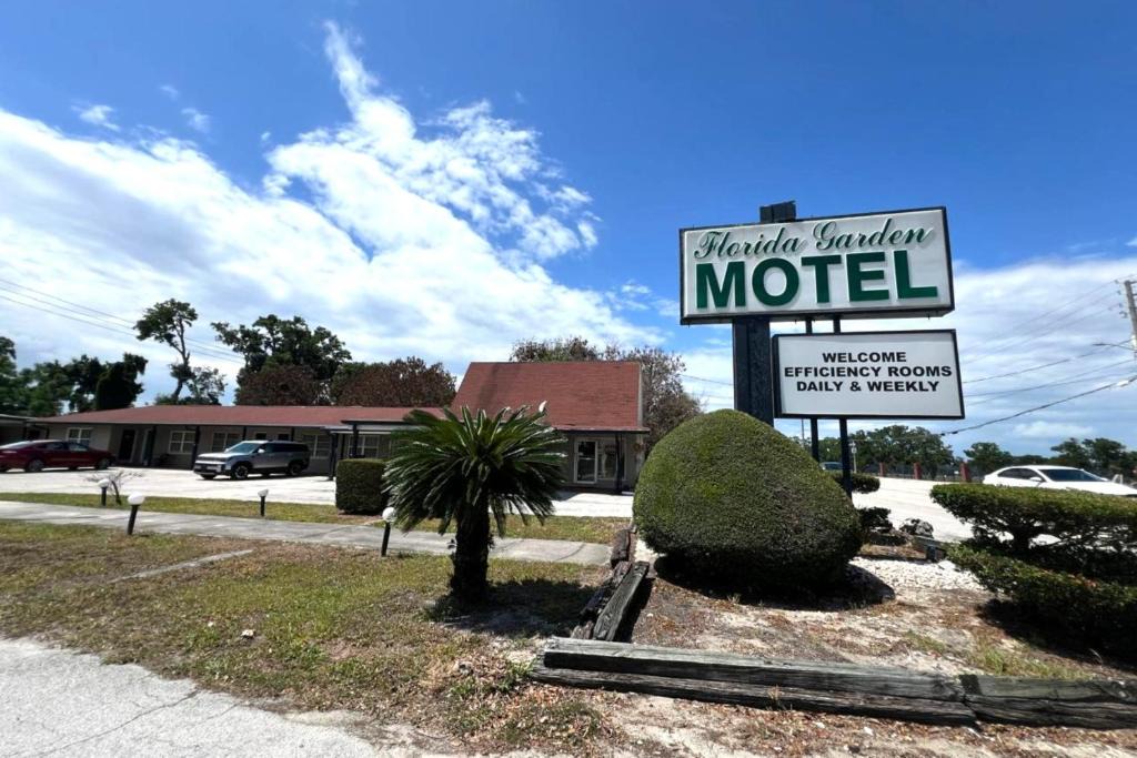 Winter Haven Hotel | Florida Garden Motel Winter Haven Near LEGOLAND