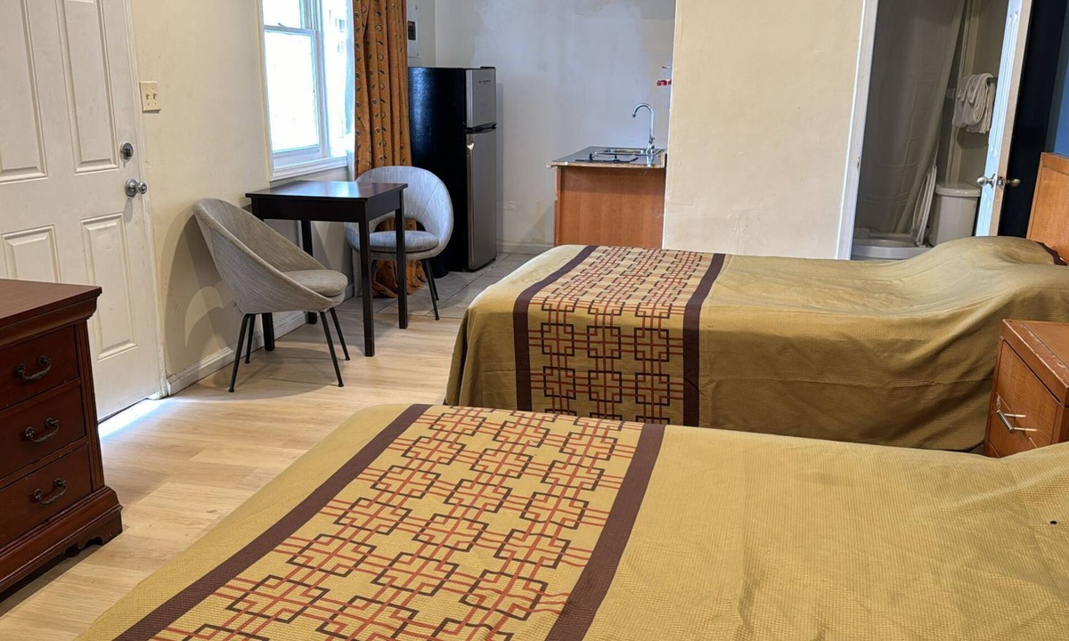 Conway Hotel | Four Oaks