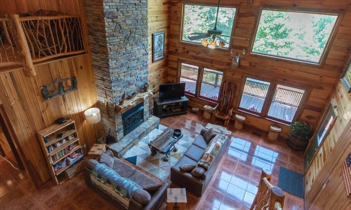 Franklin Cabin | Franklin, NC Cabin; Hot Tub; Mountain View; Starlink
