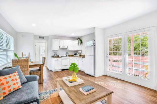 Anna Maria House | Freshly Remodeled Island Suite w Pool & Pet Friendly