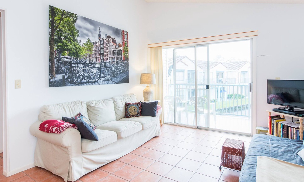 Orlando Condo | Gated private 1 bedroom condo near airport & golf - available from November.