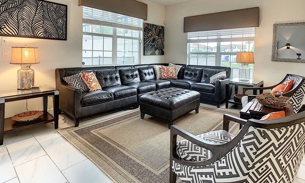 Kissimmee House | Gatsby's Storey Lake Resort Townhome