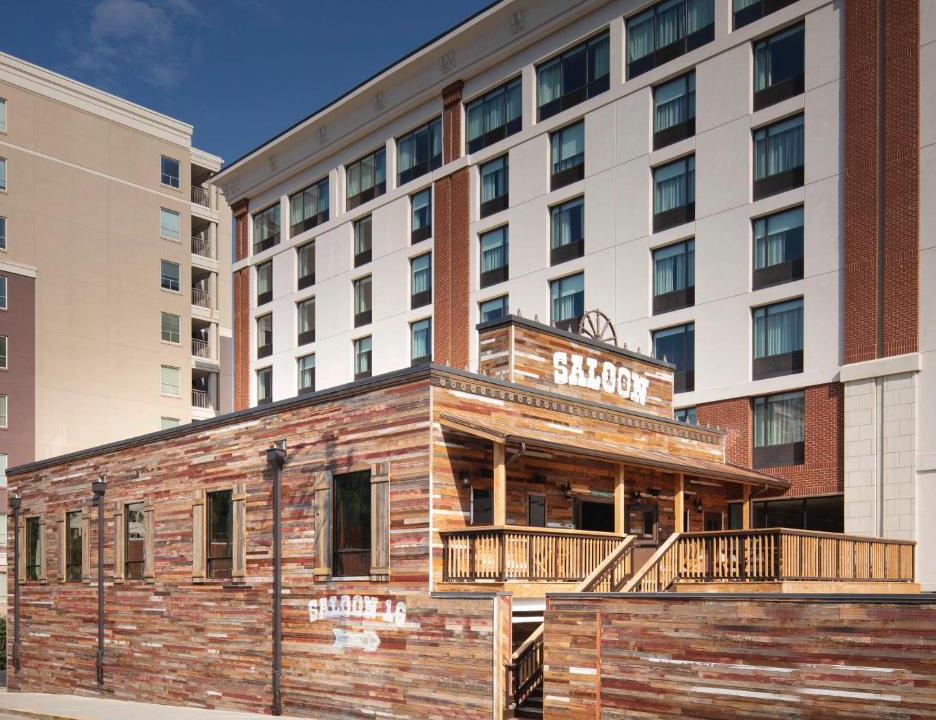 Downtown Knoxville Hotel | Graduate by Hilton Knoxville