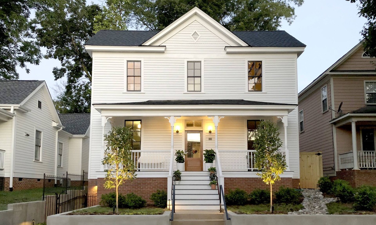 Downtown Bed & Breakfast | Guest House Raleigh