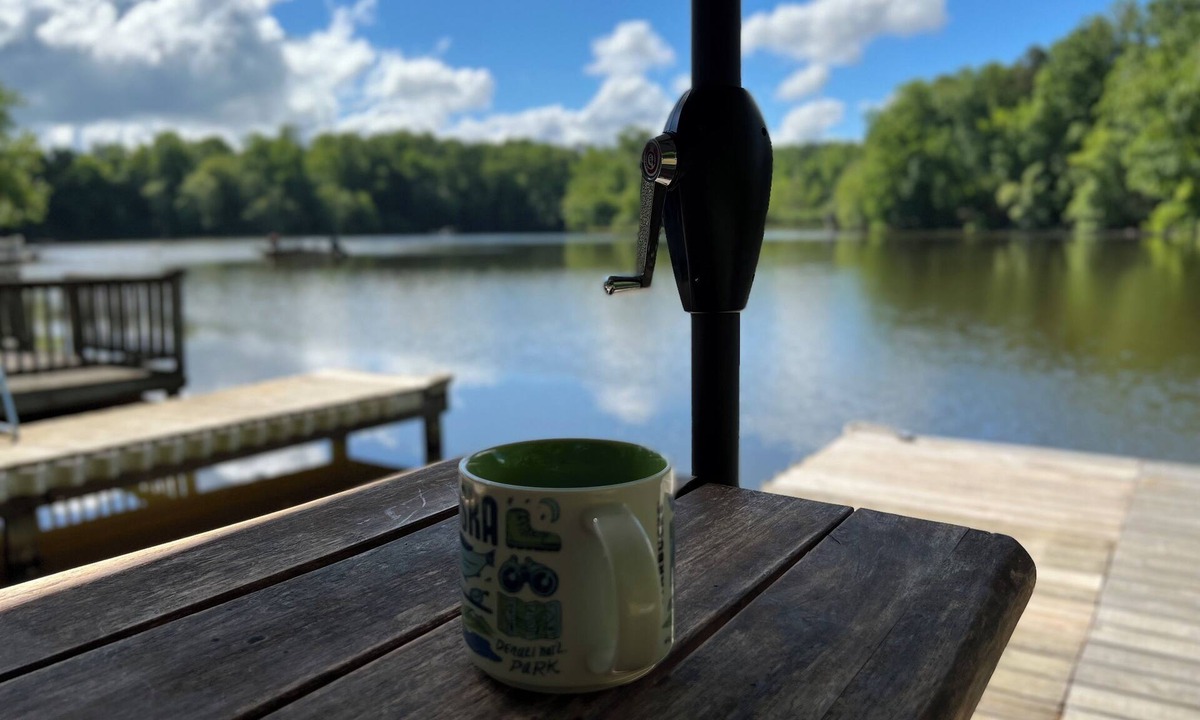 Anderson Bed & Breakfast | GUESTSUITE Pet-Friendly Lakefront w/Dock, Canoe, Firepit & More