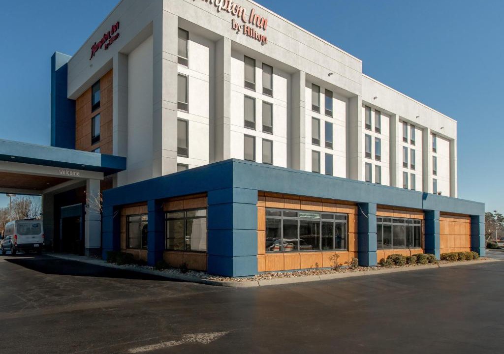 Central Newport News Hotel | Hampton Inn Newport News-Yorktown