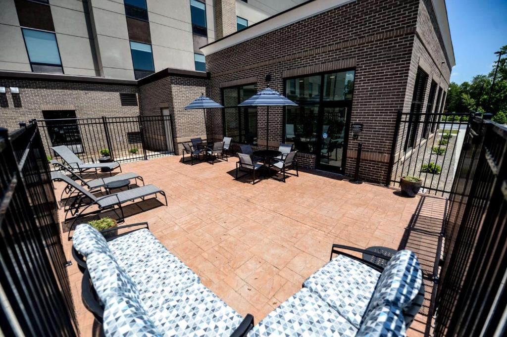 Lenoir Hotel | Hampton Inn & Suites Lenoir, NC