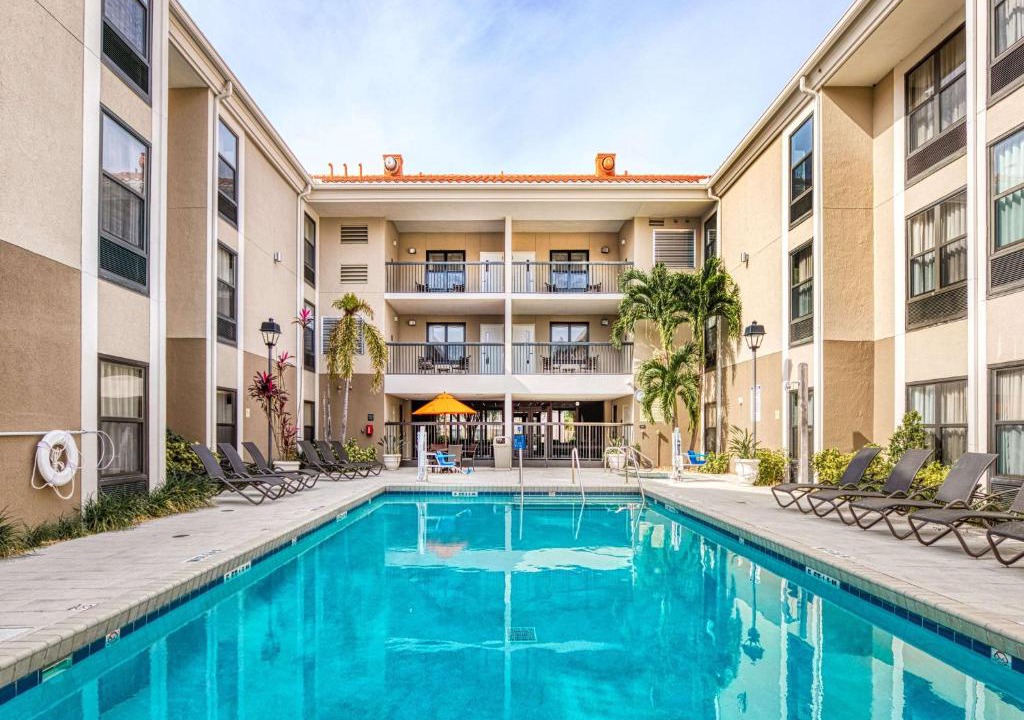 Orlando Hotel | Hampton Inn & Suites Orlando-East UCF