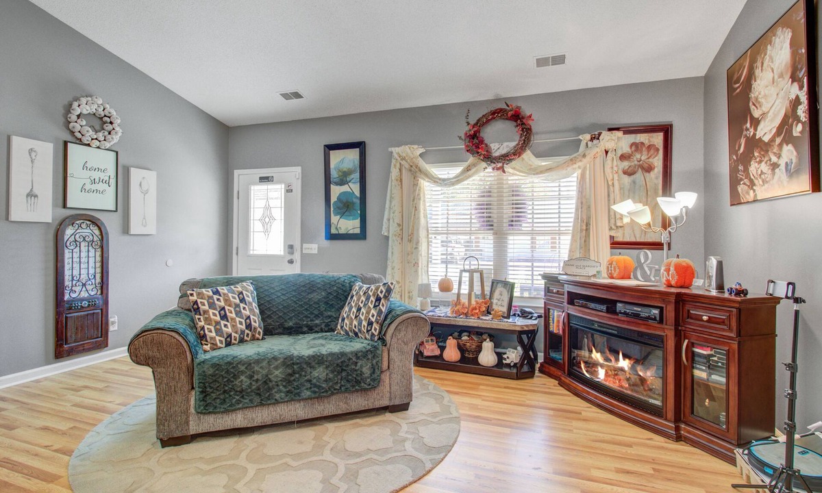 Varnville House | Hank and Margie's Place