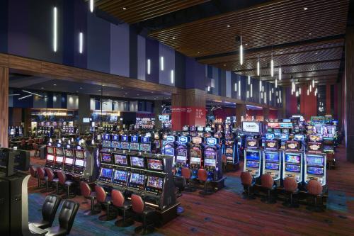Murphy Hotel | Harrah's Cherokee Valley River Hotel & Casino - A Caesars Rewards Destination