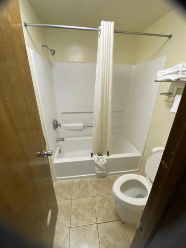 Havelock Hotel | Havelock inn & suites