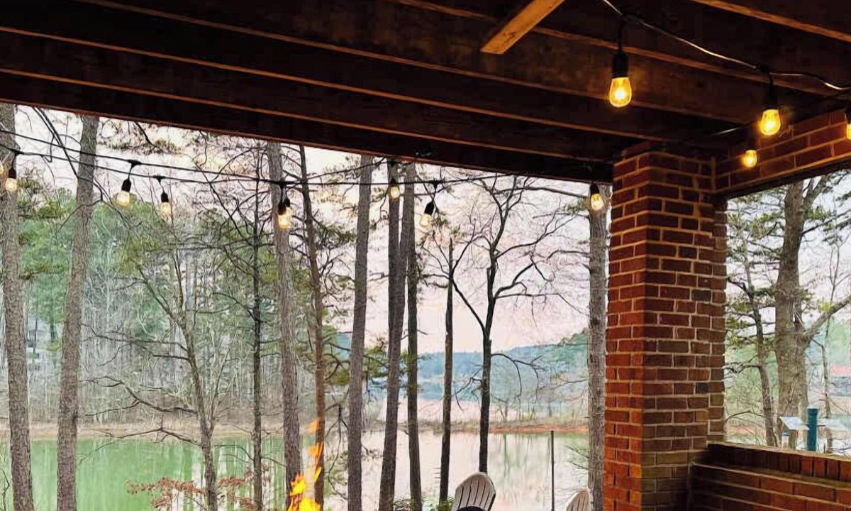 Martin House | Havenly Lake House w/Hot Tub & Private Dock!