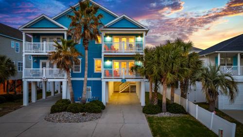 Garden City House | HeatedPoolOasis, 2MinsWalkToBeach, BeachGear