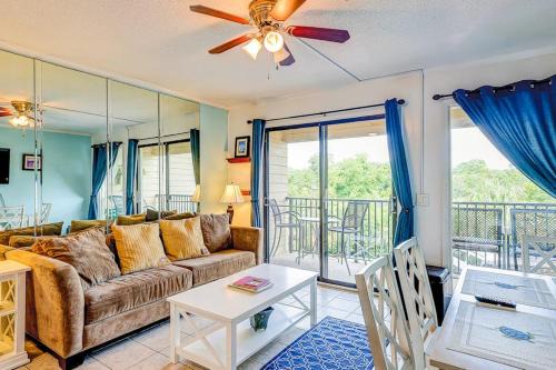 Folly Field House | HH Beach & Tennis 212C