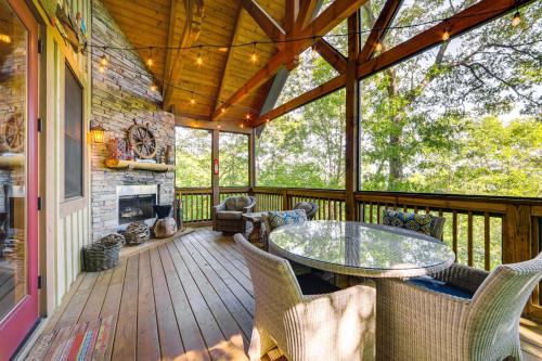 Bear Lake Reserve House | Hike & Boat: Cozy Bear Lake Cottage!