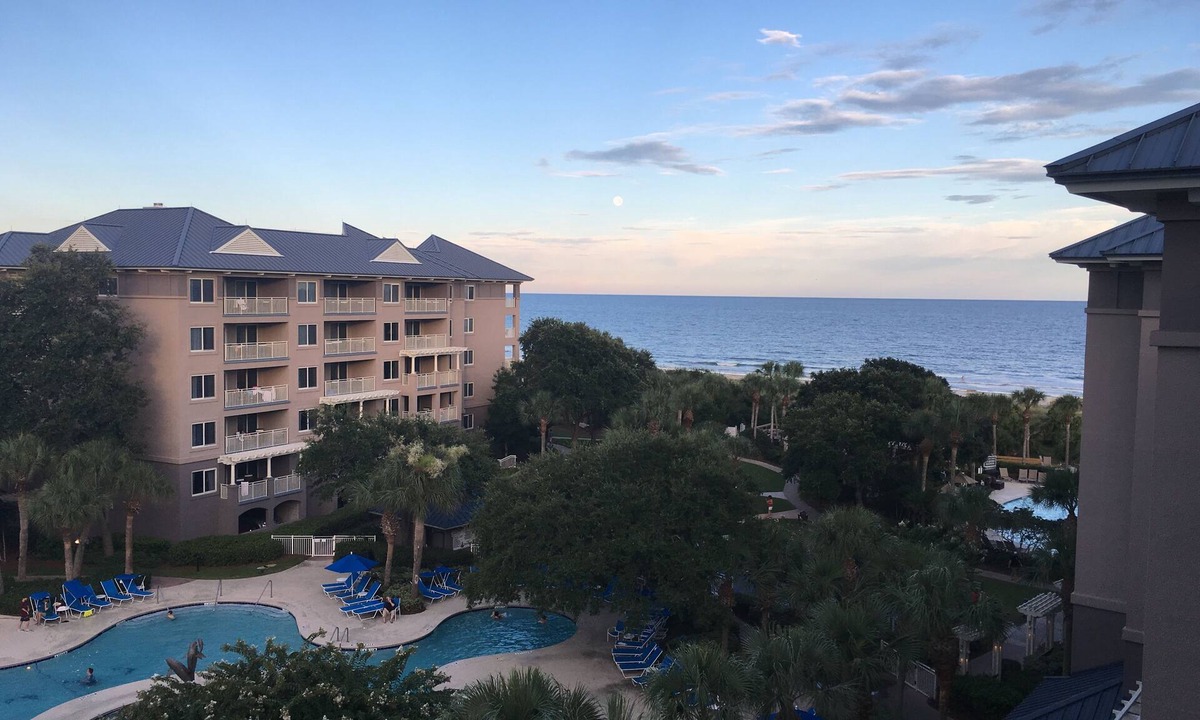 Hilton Head Island Hotel | Hilton Head luxury resort, Marriott's Grande Ocean-ocean side. july 4th 2026