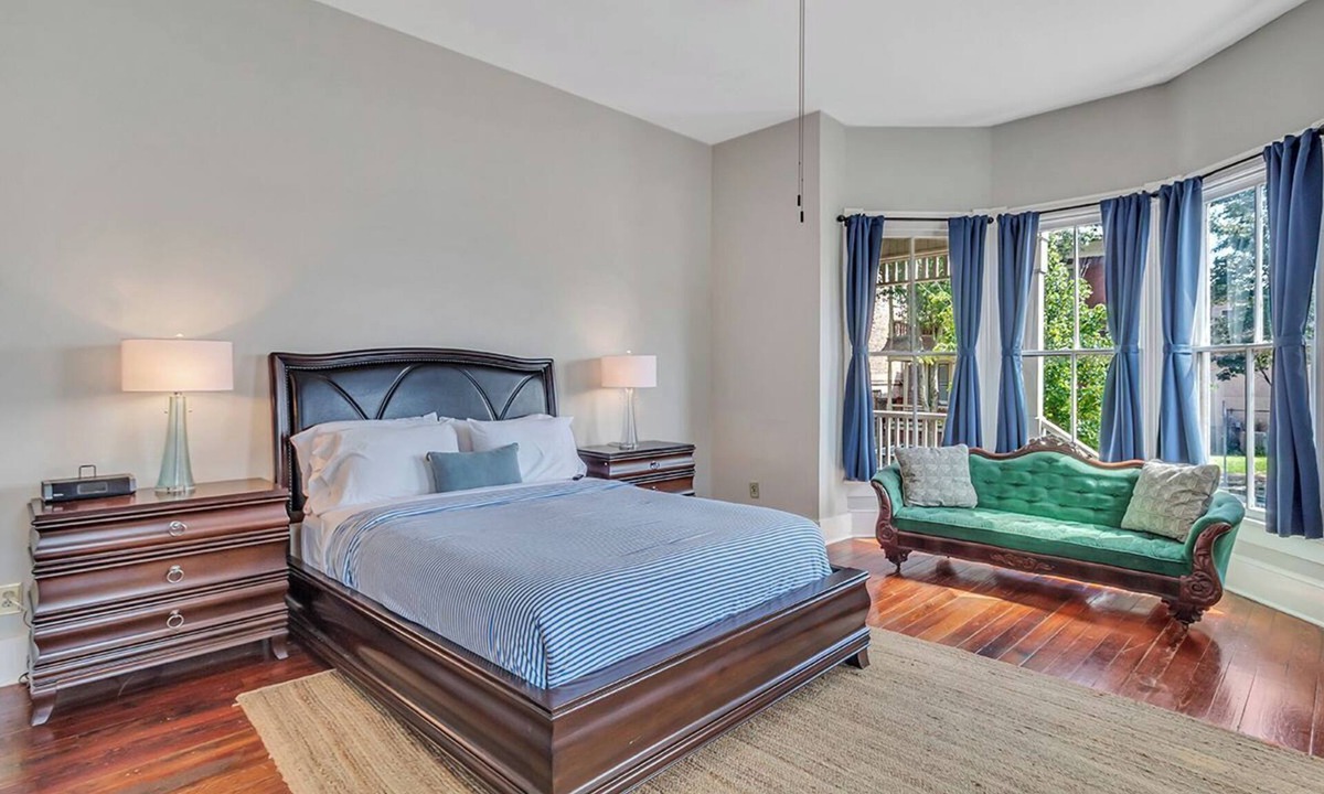 Historic Downtown Savannah House | Historic 4BR w/Porches Walk to Forsyth & Savannah Charm