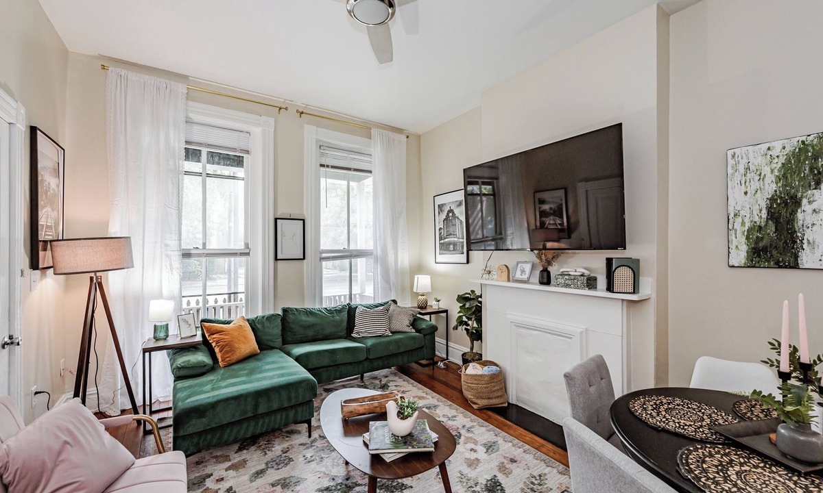 Jackson Ward House | Historic Modern Walkable to to VCU