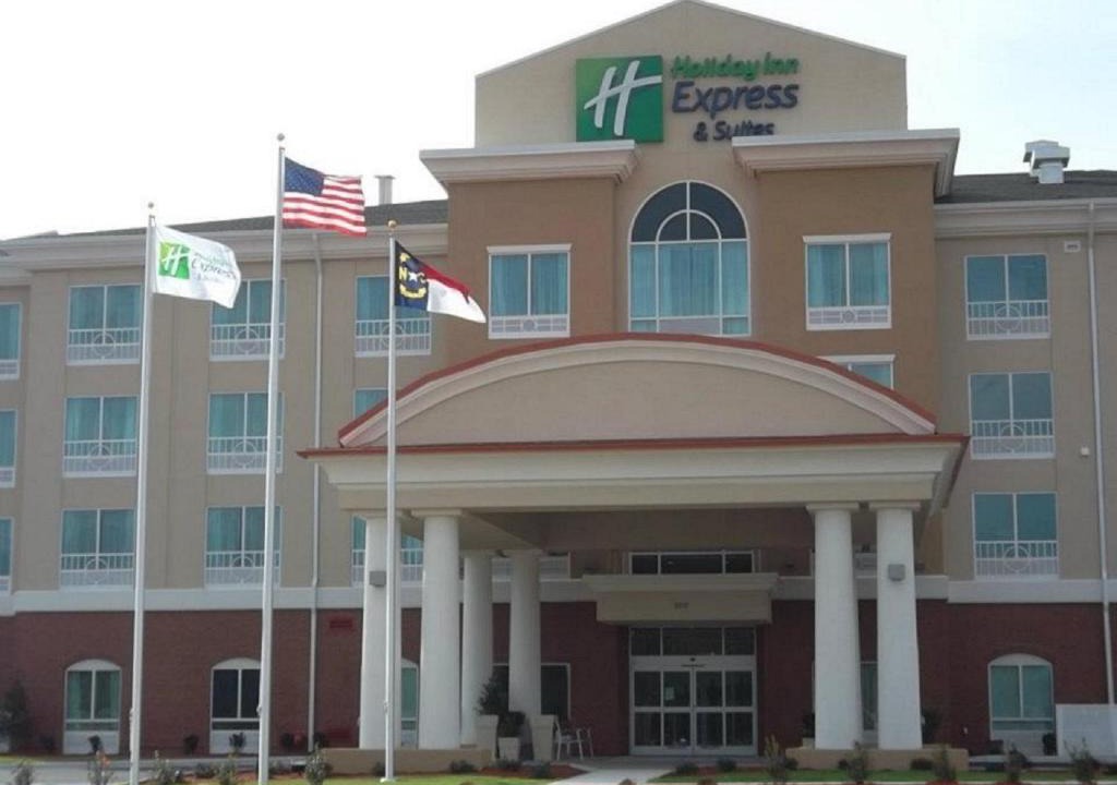 Smithfield Hotel | Holiday Inn Express & Suites - Smithfield/Selma by IHG
