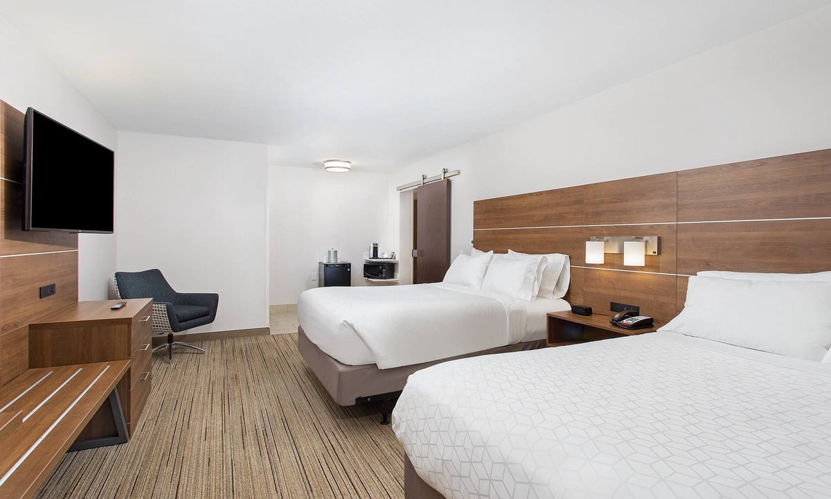Williamsburg Hotel | Holiday Inn Express Williamsburg by IHG