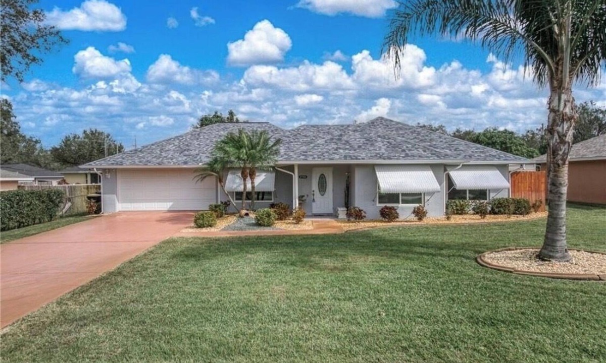 Florida South Atlantic Coast House | Home away from home in avon park