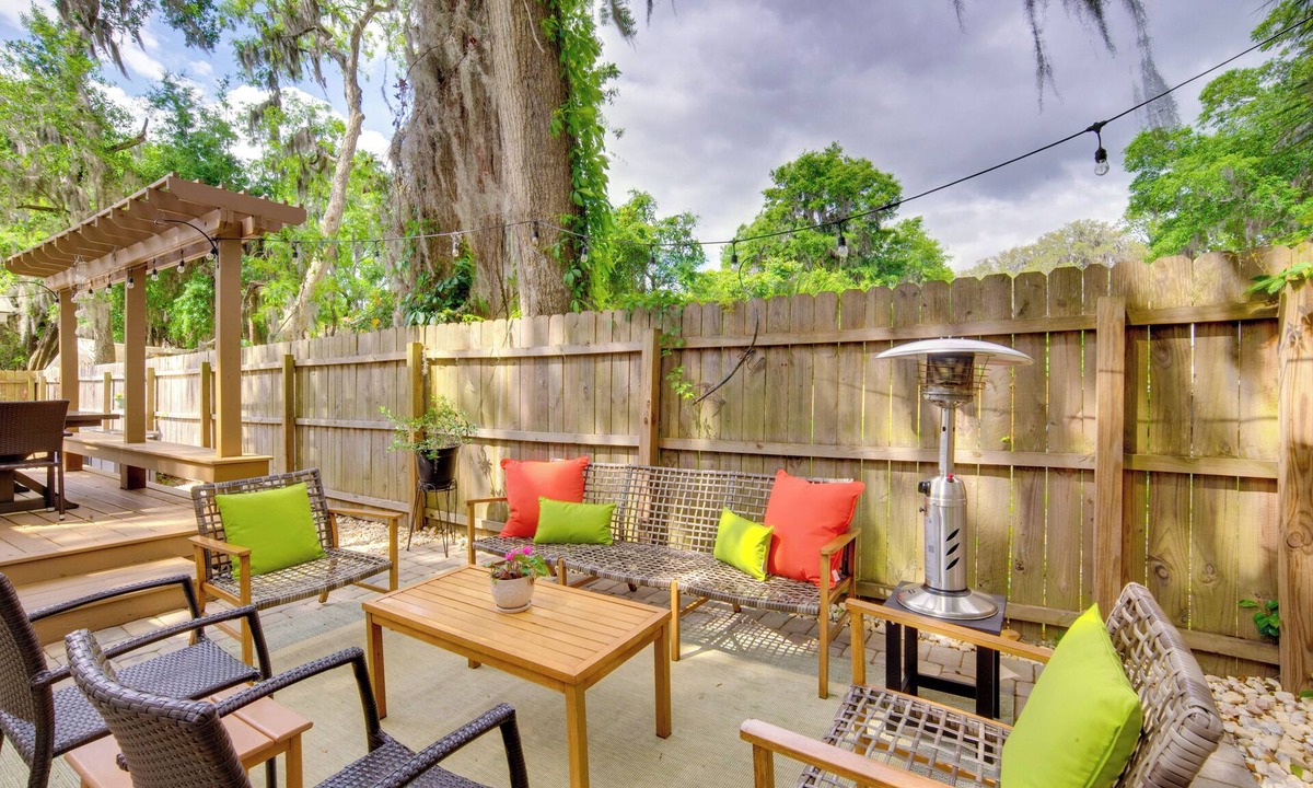 Historic District House | Home in Beaufort Historic District w/Private Yard