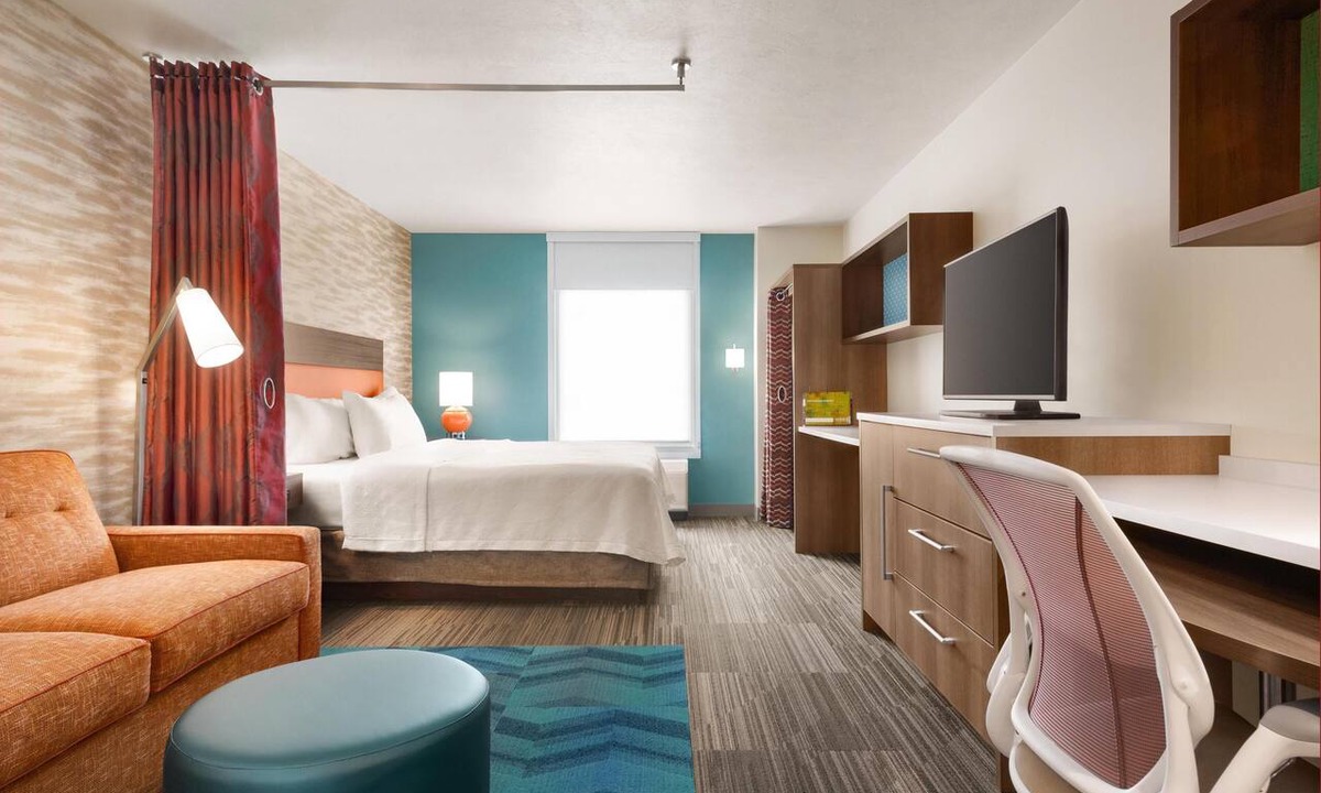 Beach Haven Hotel | Home2 Suites By Hilton Jacksonville Mayo Clinic Area