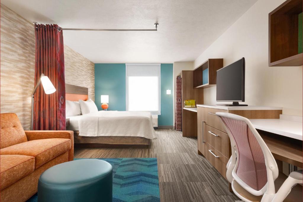 Beach Haven Hotel | Home2 Suites By Hilton Jacksonville Mayo Clinic Area