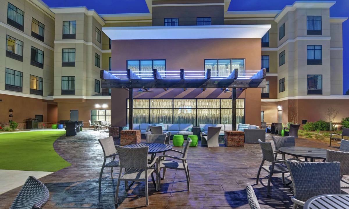 Eden Hotel | Homewood Suites by Hilton Savannah-North/Airport