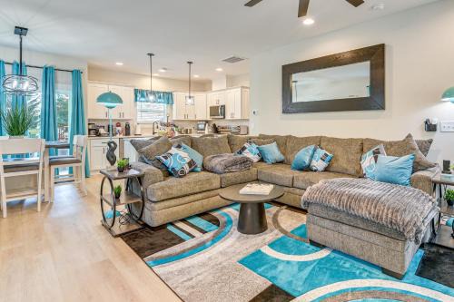 Little River House | Hot Tub + Fire Pit: Home Near Dtwn Little River!