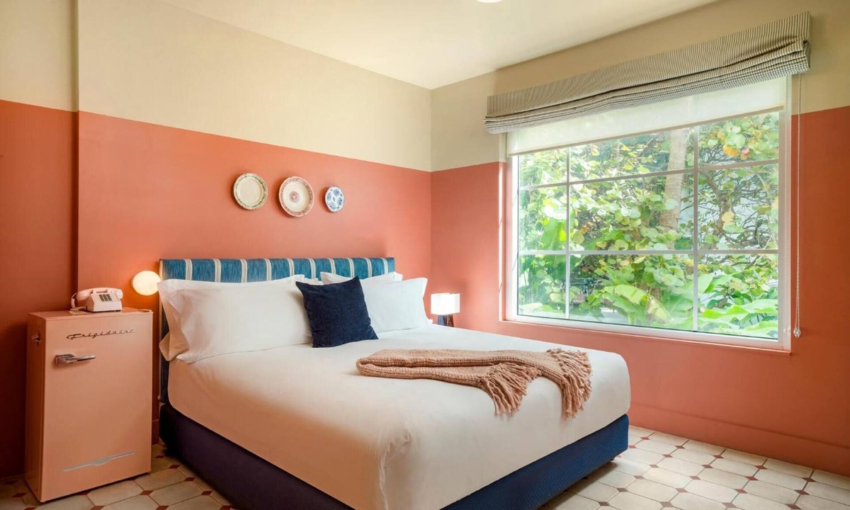 Mid Beach Hotel | Hotel Trouvail | King | Euro-Miami Charm, Heated Pool, Art & Nightlife