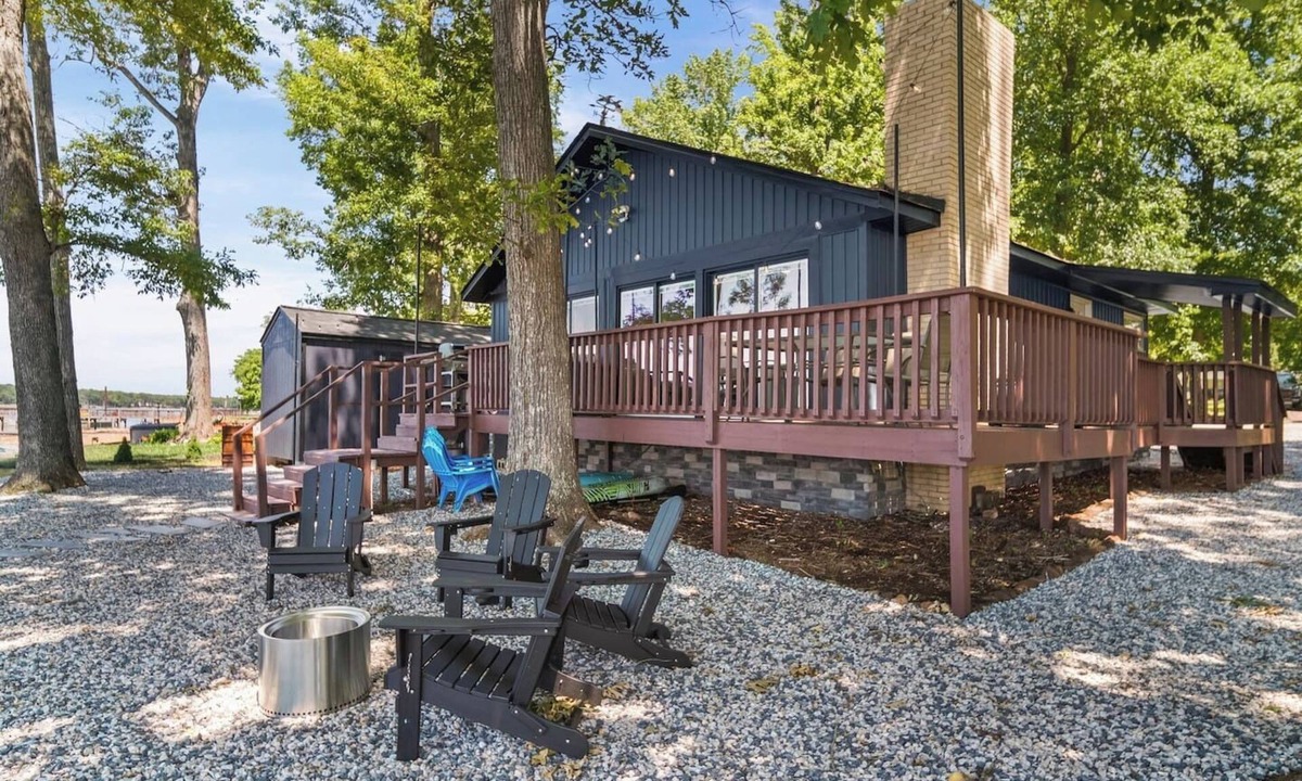 Southmont Cabin | Huge Views! | Waterfront | Dock | Kayaks | Firepit