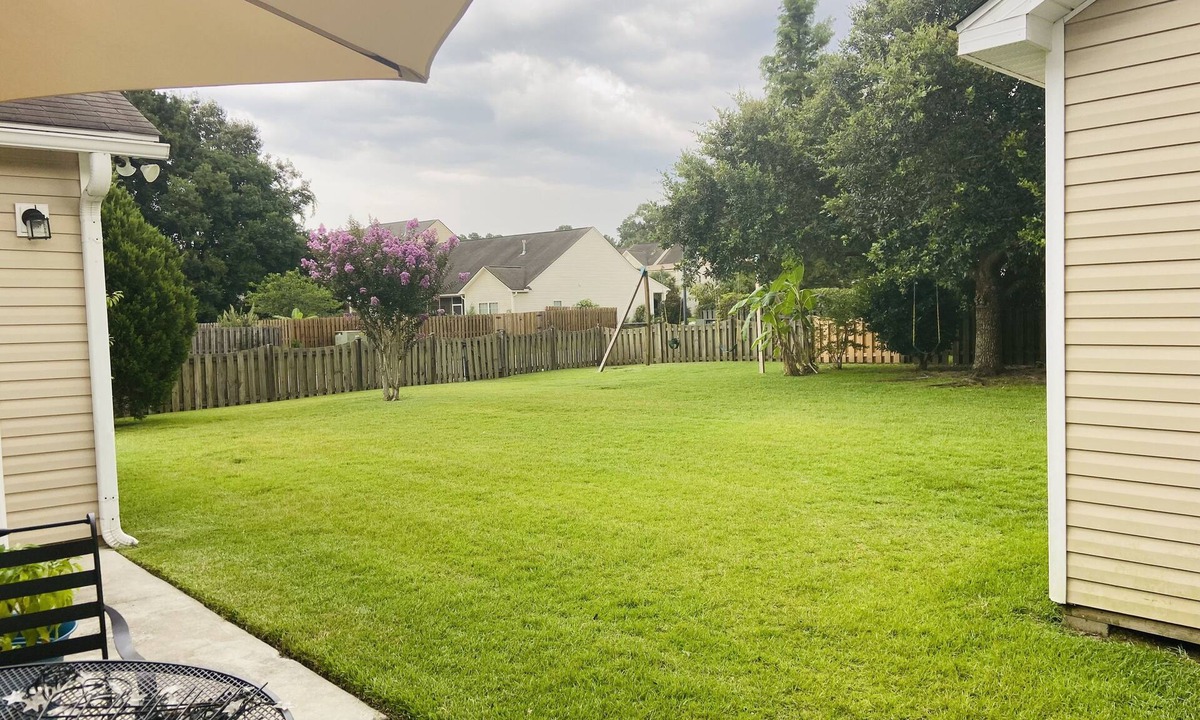Summerville House | Immaculate Farmhouse Style Southern Rental